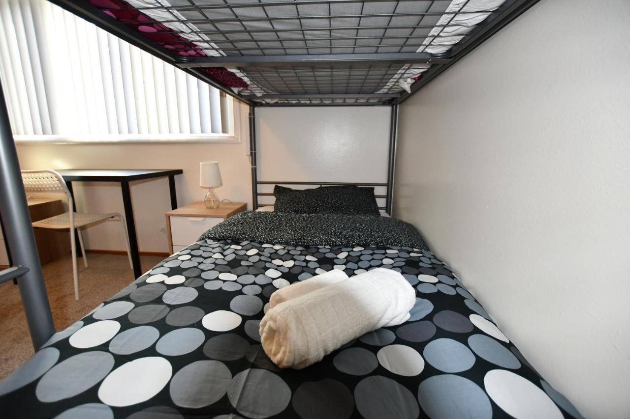 Hostel Style Shared Room Дейлі-Сіті Екстер'єр фото